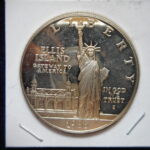 外1085古銭 外国貨幣銀貨 1986年