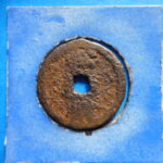 ＨＨ－９０古銭　南宋鉄銭折二銭 淳熈元宝 背松捌